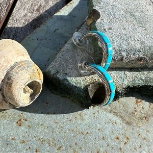 NWOT Turquoise & Silver C-shape half hoop earrings